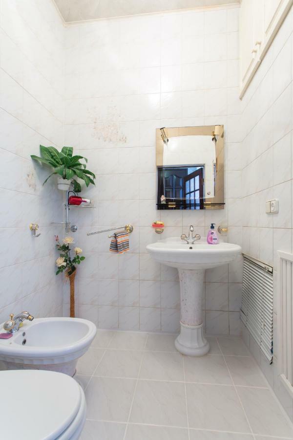 Apartment In The Center Of 哈尔科夫 外观 照片